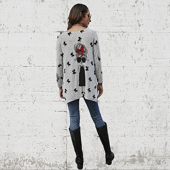 Graphic Long Sweater - Picture 7 of 8